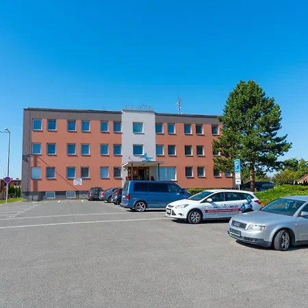 Hvezda Hotel 2*